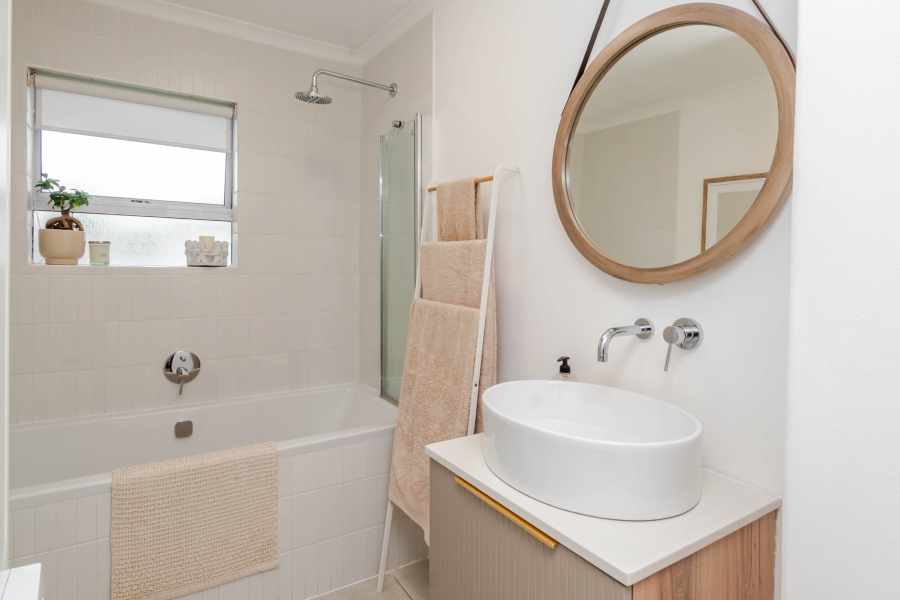 2 Bedroom Property for Sale in Royal Ascot Western Cape